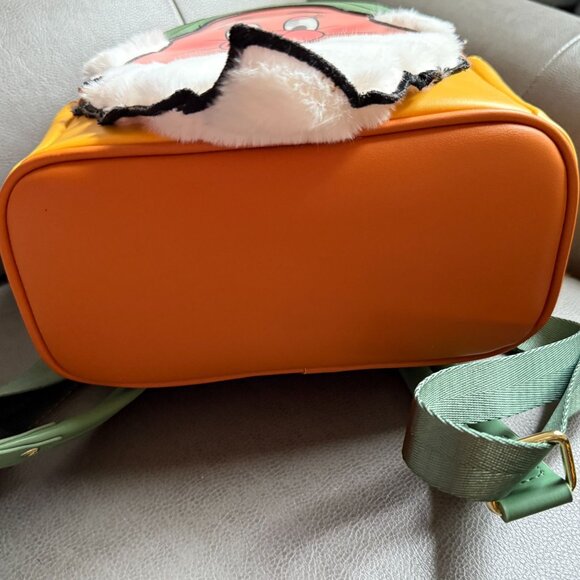 NWOT Disney Loungefly Snow White Dopey Mini Backpack Faux Leather With Adjustabl - Picture 2 of 5